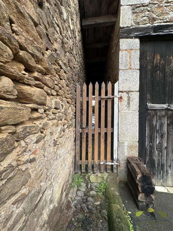 Maison à BUJALEUF