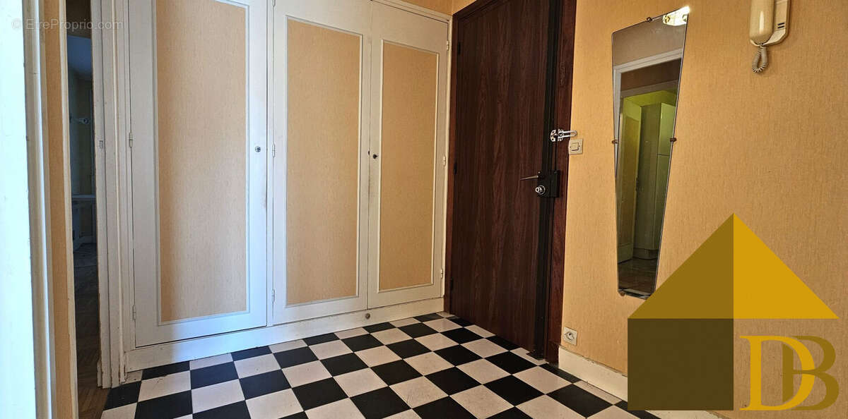 Appartement à MAISONS-ALFORT