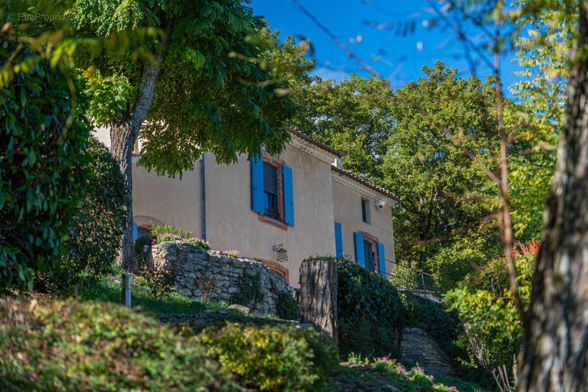 Maison à FORCALQUIER