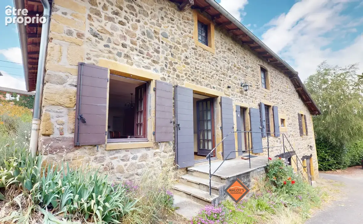 Authentique bâtisse en pierre de caractère   Env. 225 m2 habitables   Fort potentiel d’aménagement - photo 3