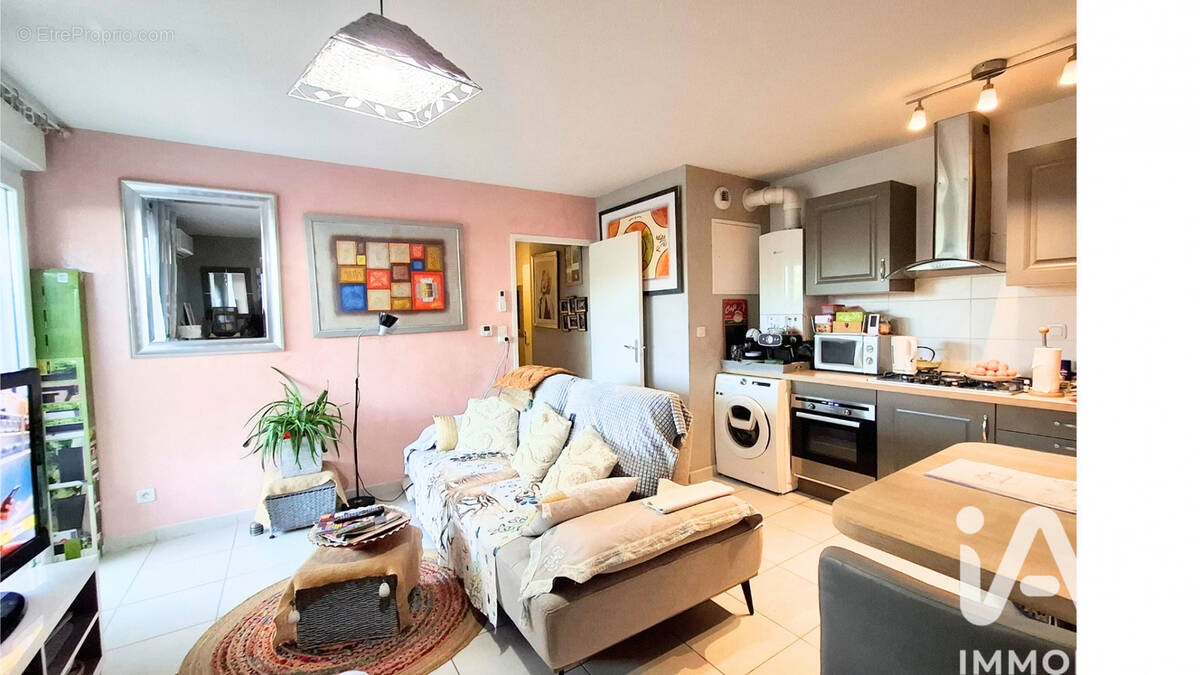 Photo 1 - Appartement à MORIERES-LES-AVIGNON