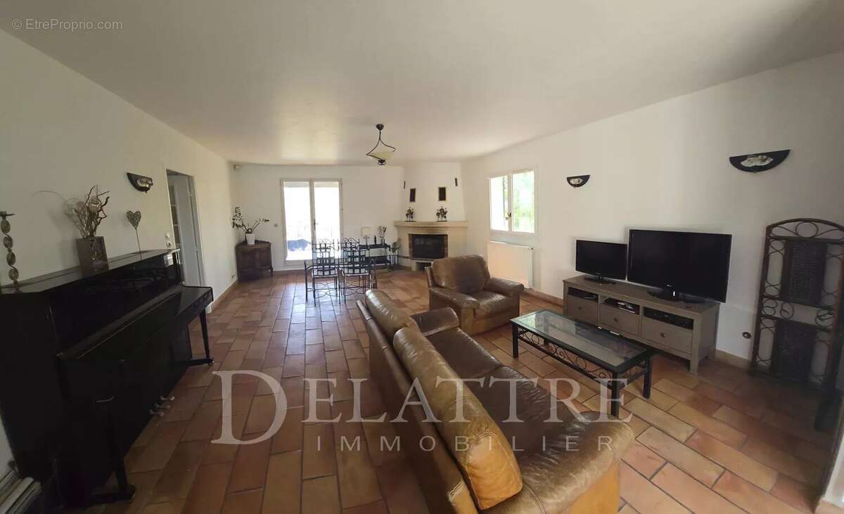 Maison à MOUANS-SARTOUX