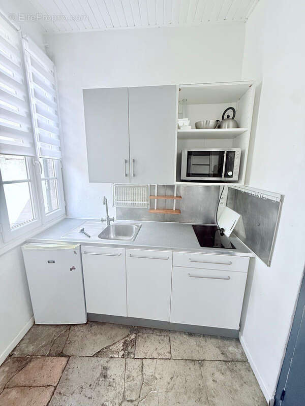 Montpellier   Rue de la Monnaie   Charmant appartement meublé avec mezzanines - photo 2