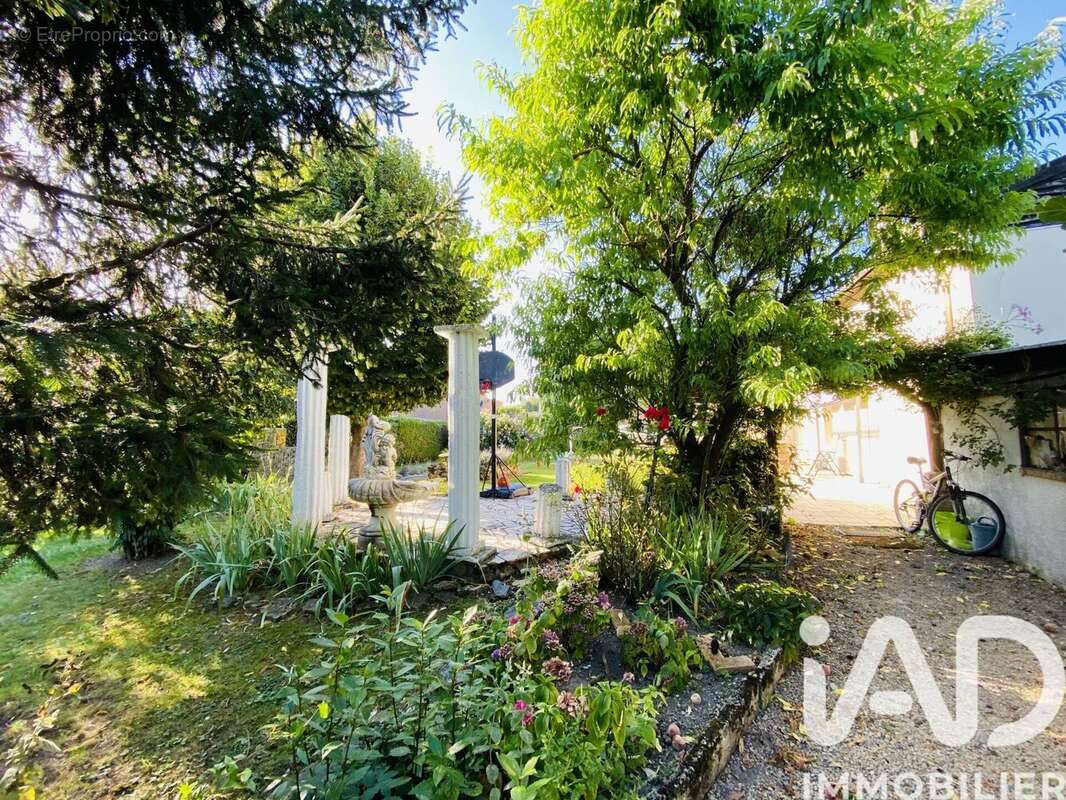 Photo 4 - Maison à VOUZIERS