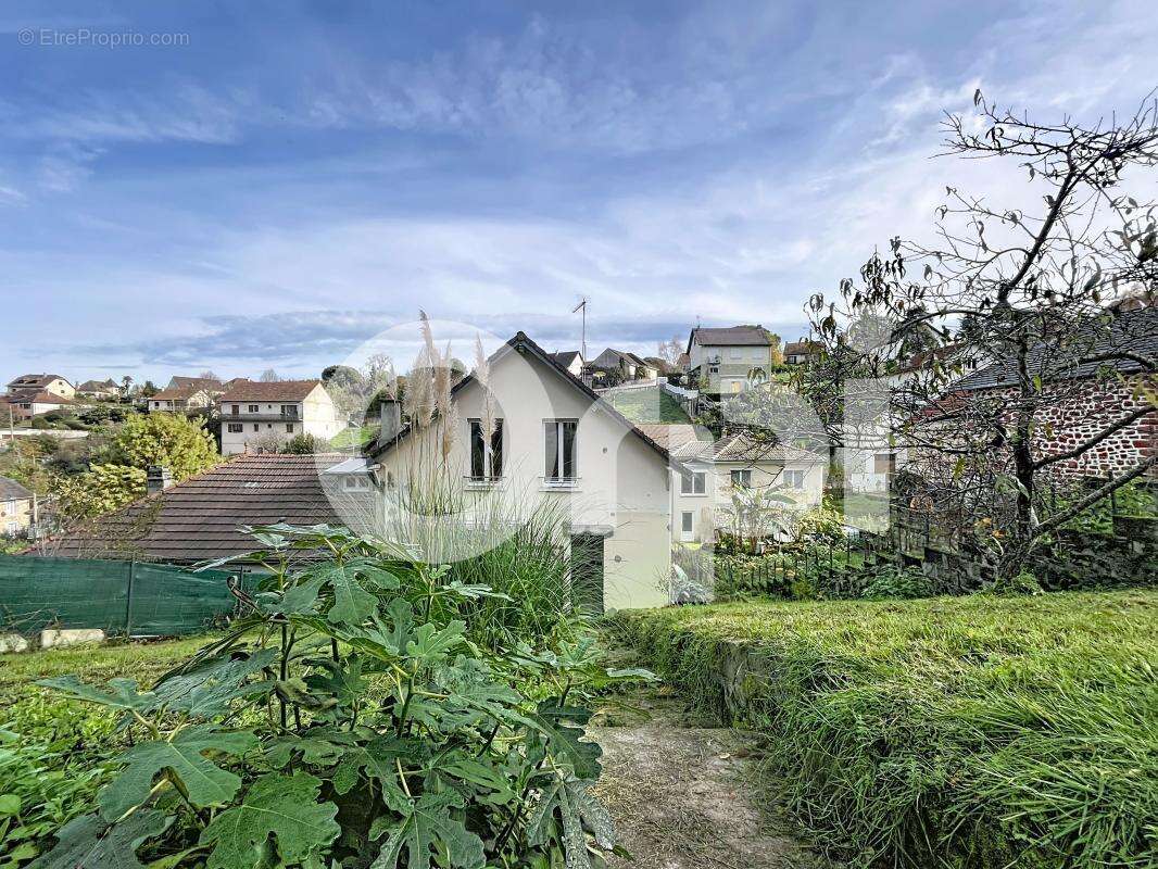 Maison à BRIVE-LA-GAILLARDE