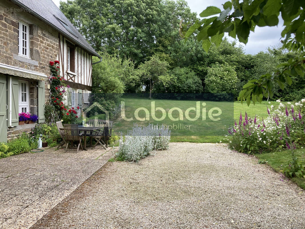 Maison à LE CHEFRESNE