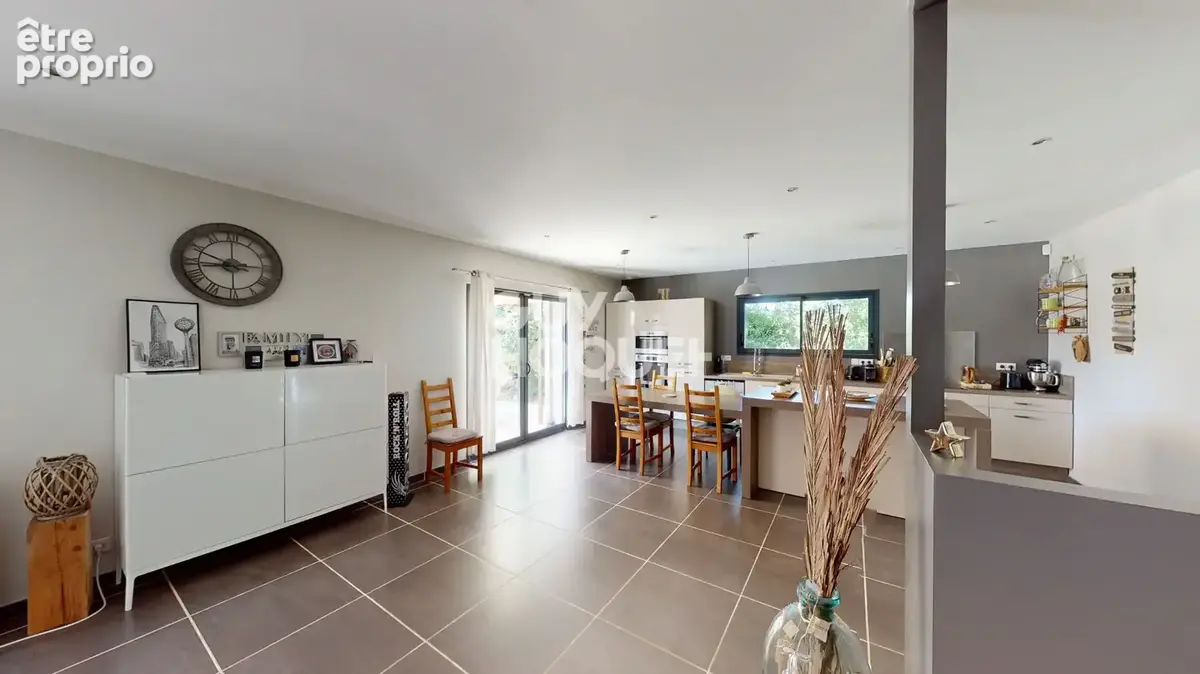 Maison d'exception à vendre à Connaux - Charme et confort sur 145 m² - photo 4