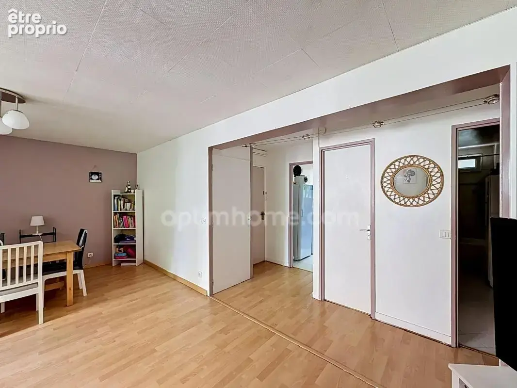 EAUBONNE (95, VAL D'OISE) – Très proche centre-ville – appartement 4 pièces F4/T4 – 65,56 m² - Stationnement extérieur - Cave - photo 4