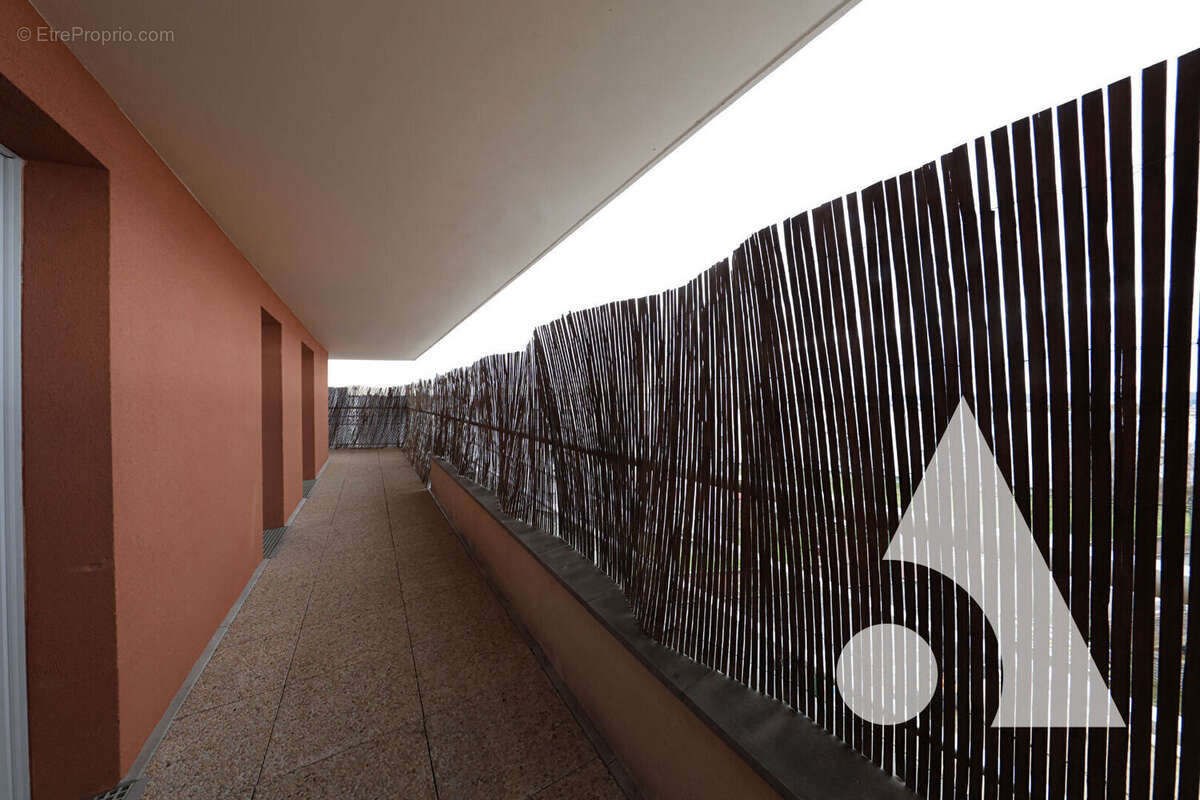 Appartement à CORBEIL-ESSONNES