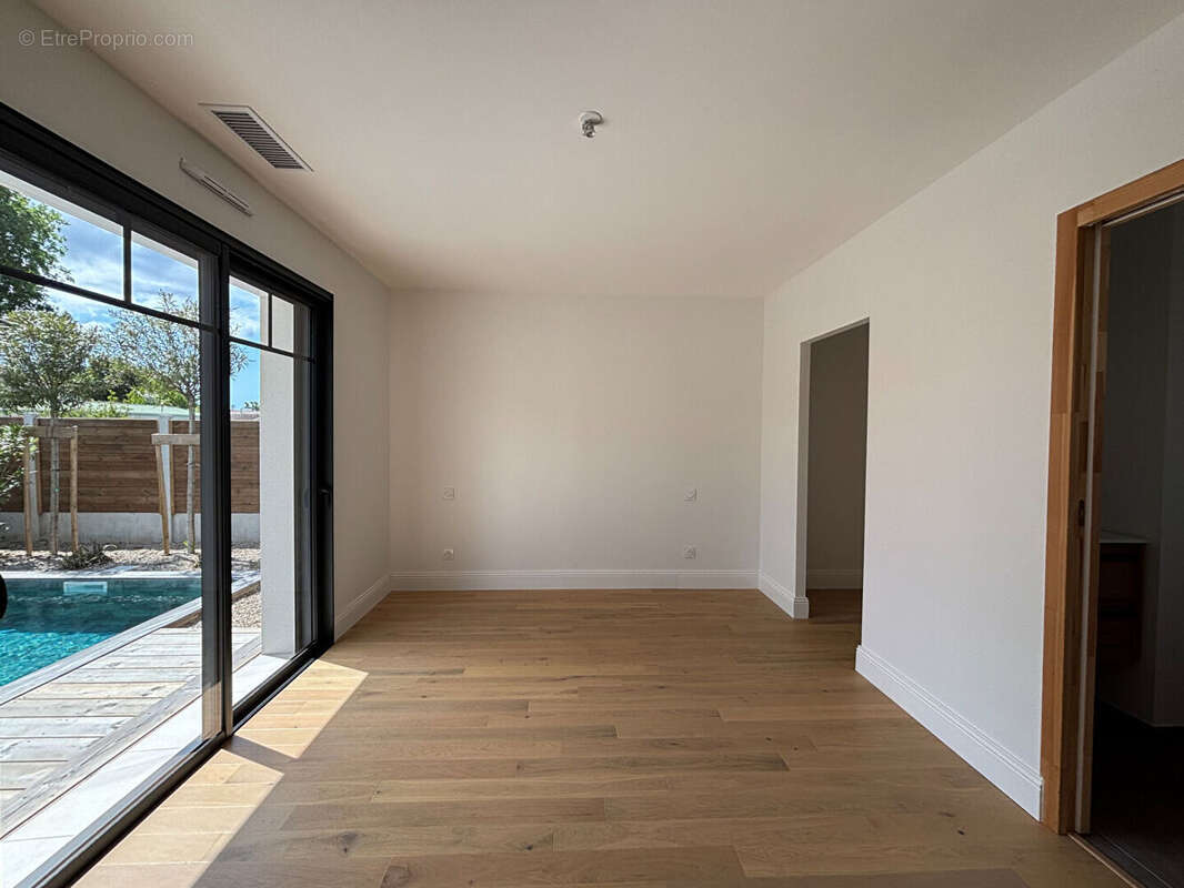 Maison à GUJAN-MESTRAS