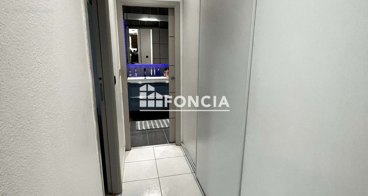 Appartement à MANDELIEU-LA-NAPOULE