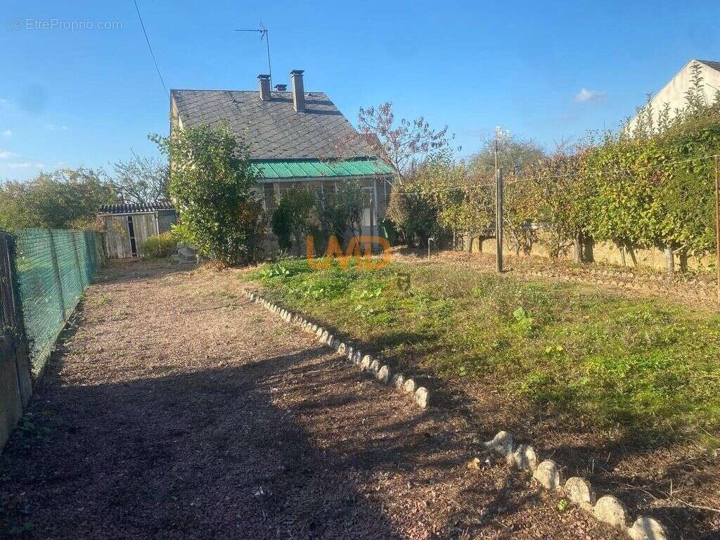 Maison à MONDOUBLEAU