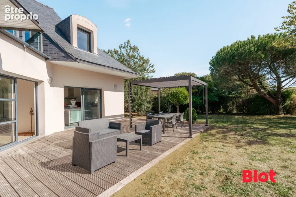Maison 8 pièces 214 m² à vendre à Saint-Ave (56890) - photo 3