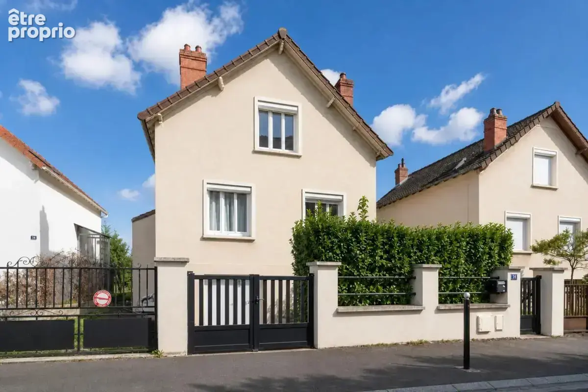 Maison de 5 pièces de 126 m² à Bourges - photo 11