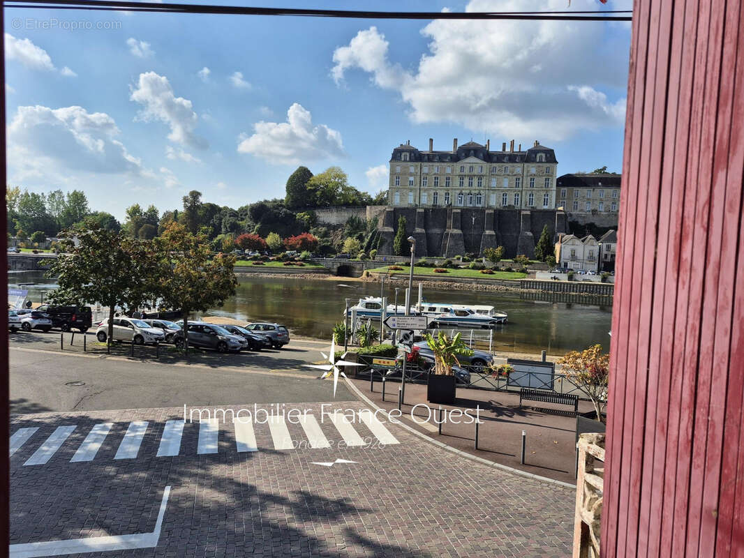 Maison de charme en pierre de tuffeau avec vue imprenable sur le château de Sablé et la Sarthe - photo 6