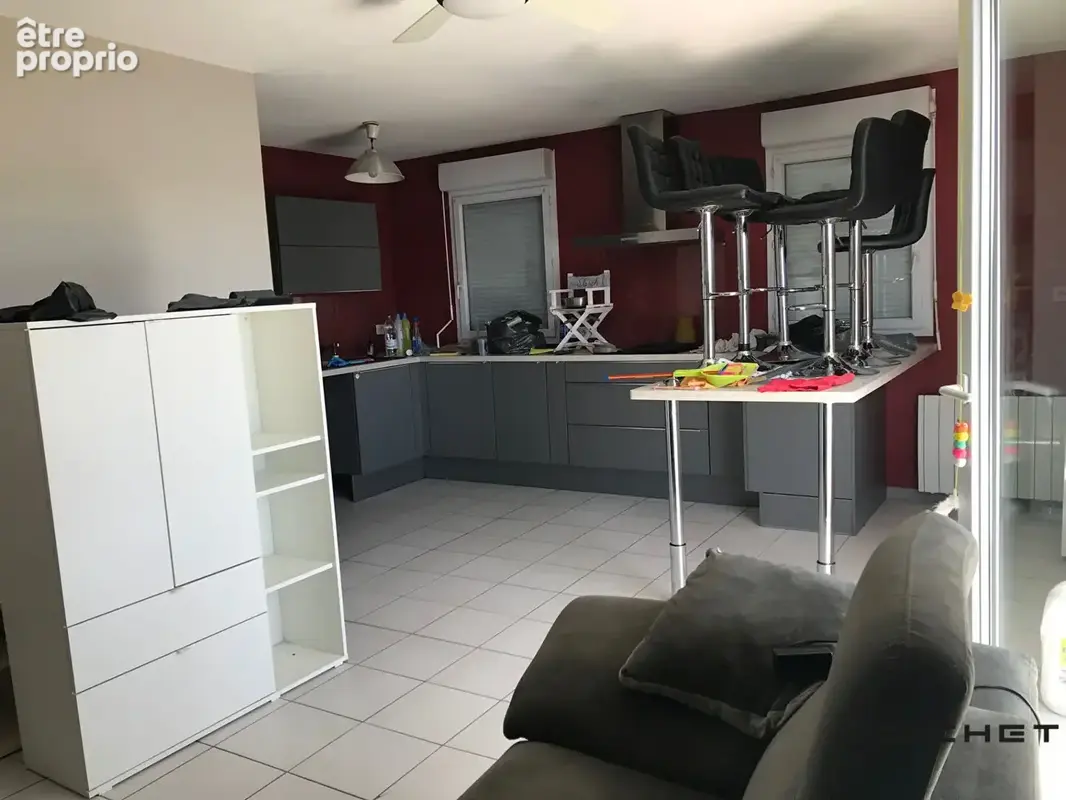 Appartement T3 proche FAC avec parking - photo 2