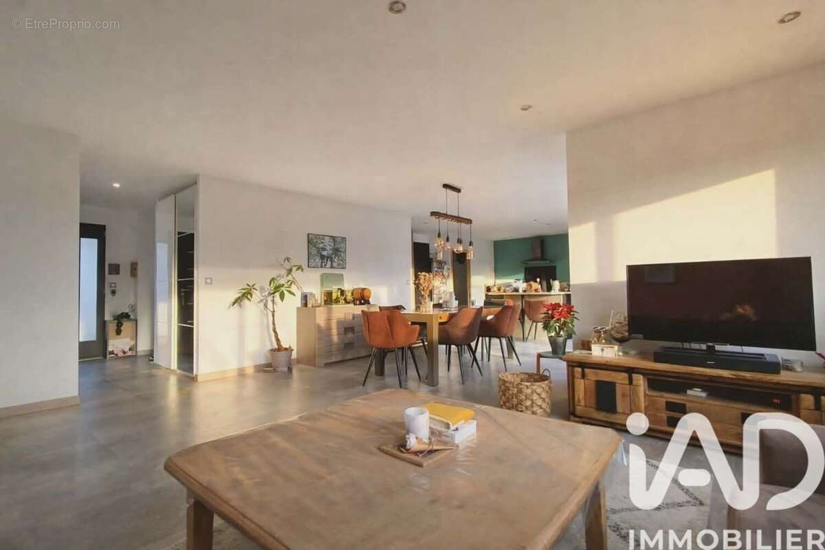 Photo 5 - Maison à HUISMES