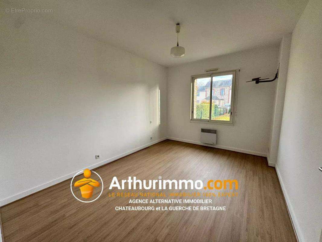 Maison à LA GUERCHE-DE-BRETAGNE