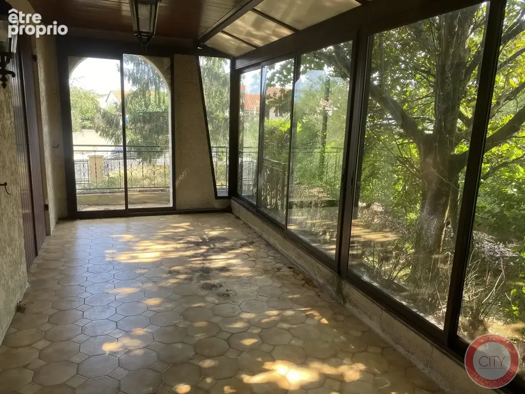 Maison 5 pièces 115 m² à vendre à Bassens (33530) - photo 3