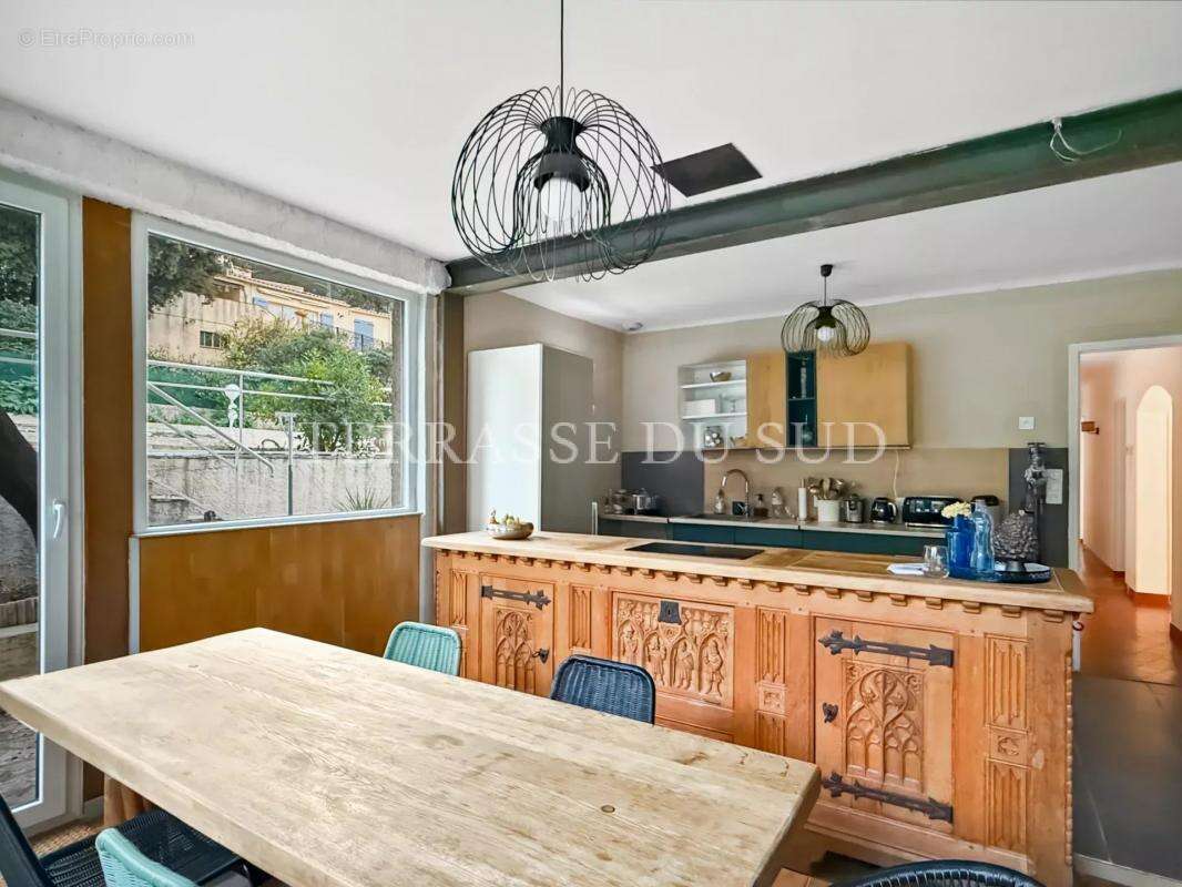 Maison à BOUC-BEL-AIR