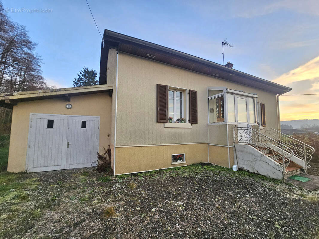 Maison à CHAMPAGNEY