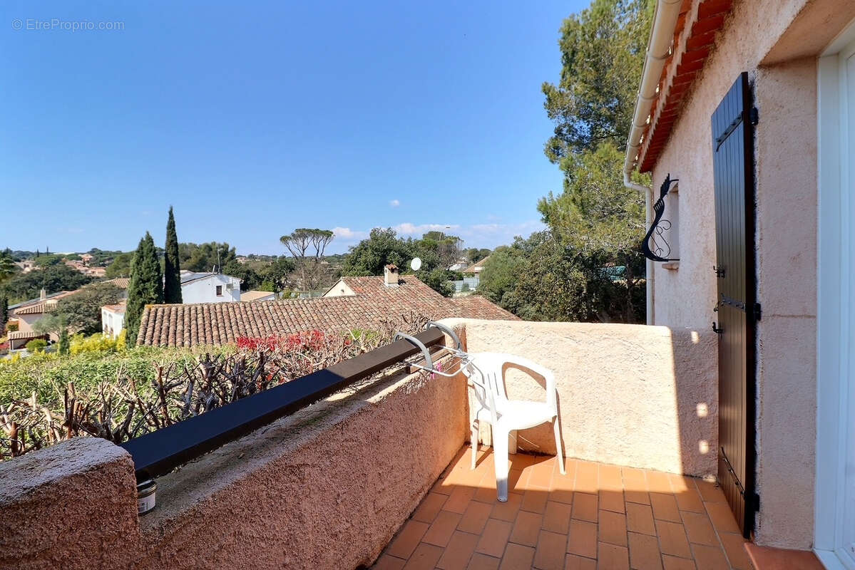 Maison à FREJUS