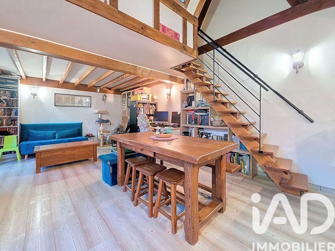 Photo 2 - Maison à LES PAVILLONS-SOUS-BOIS