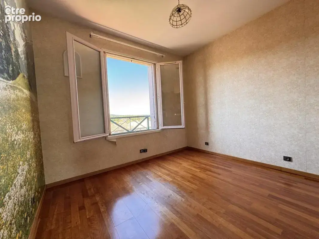 Appartement en copropriete - t4 - photo 7