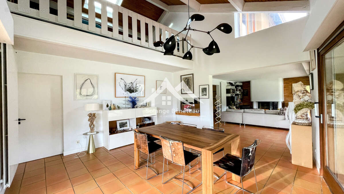Maison à CASTELJALOUX