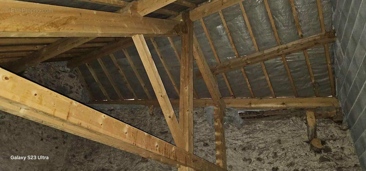 Grandes combles à aménager de 160 m2 à Corps (Isère) avec option appt T5 - photo 9