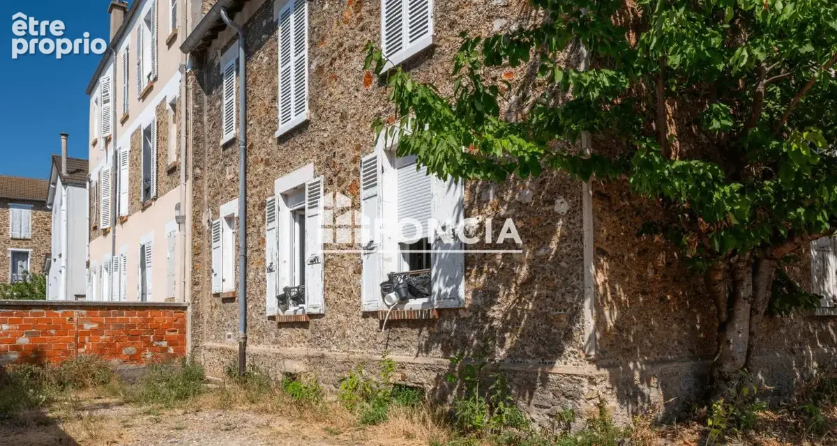 VSG: 2 Pièces 21,16 M2 / Maison meulière au dernier étage - photo 2