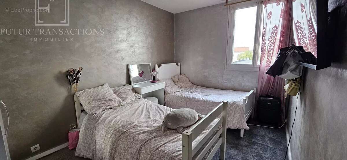 Appartement à COLOMBES