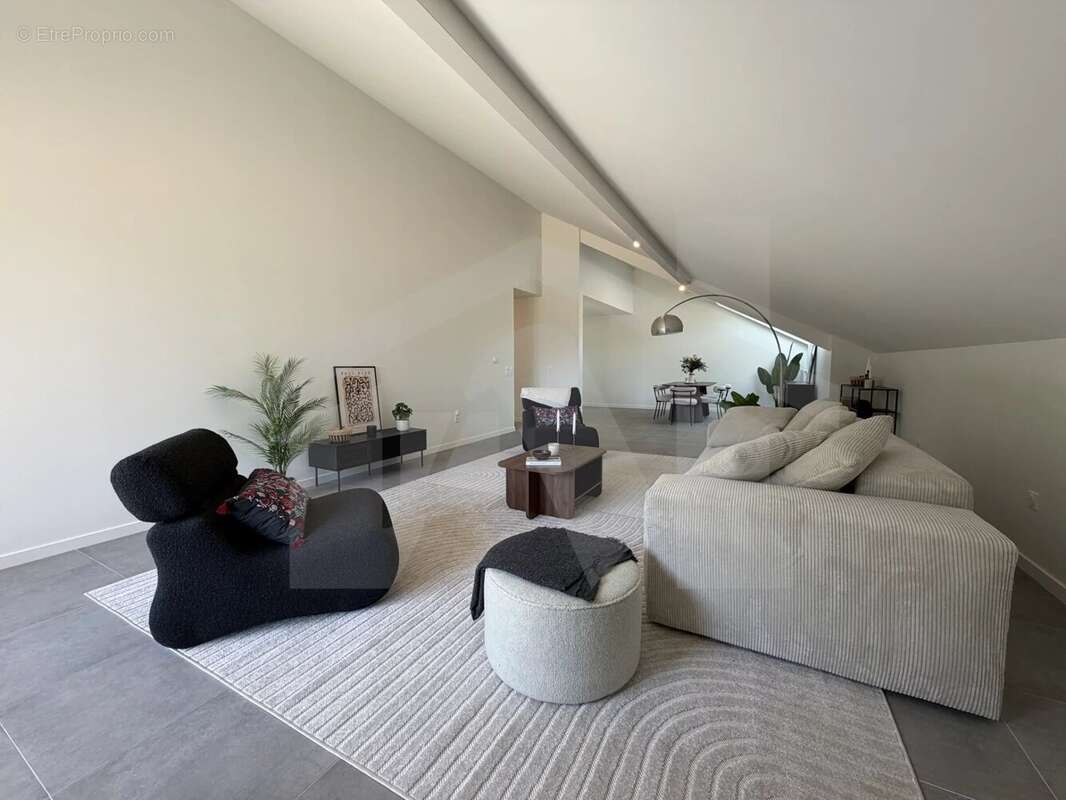 Appartement 4P+C 111m2 + 19m2 de terrasse - photo 4