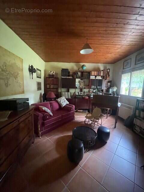 Maison 170 m² à Lerm-Et-Musset  - photo 7