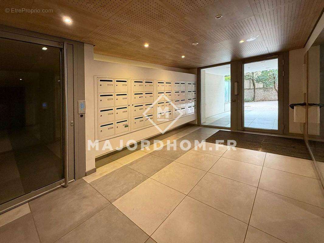 Appartement à MARSEILLE-8E