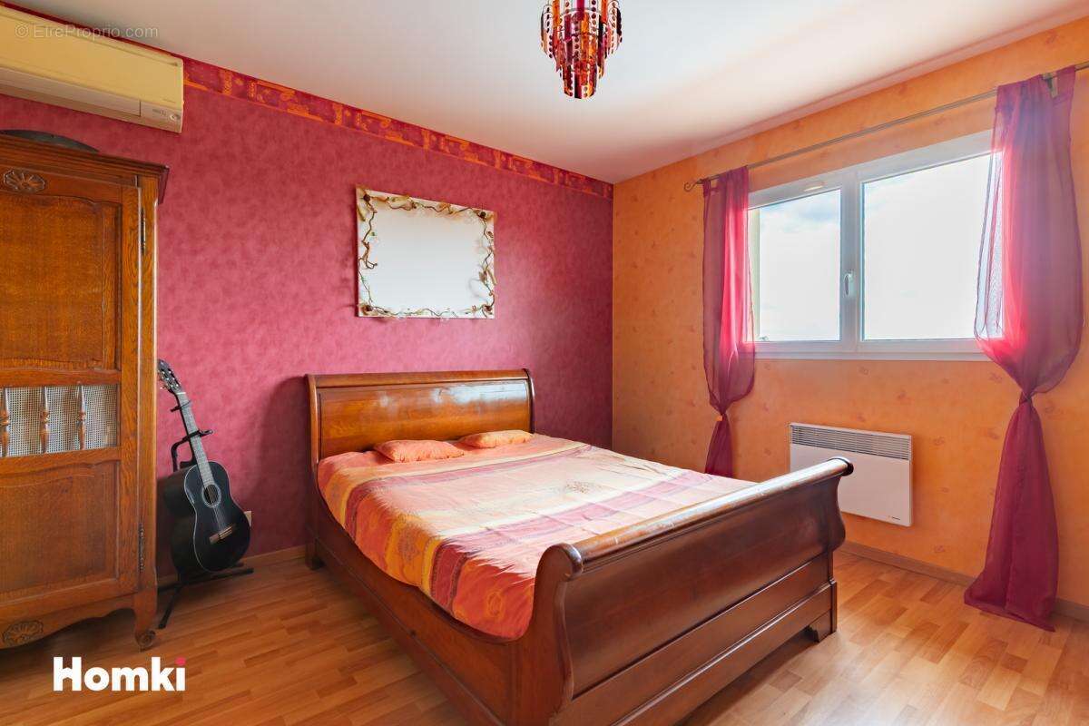 Maison à BRUGUIERES