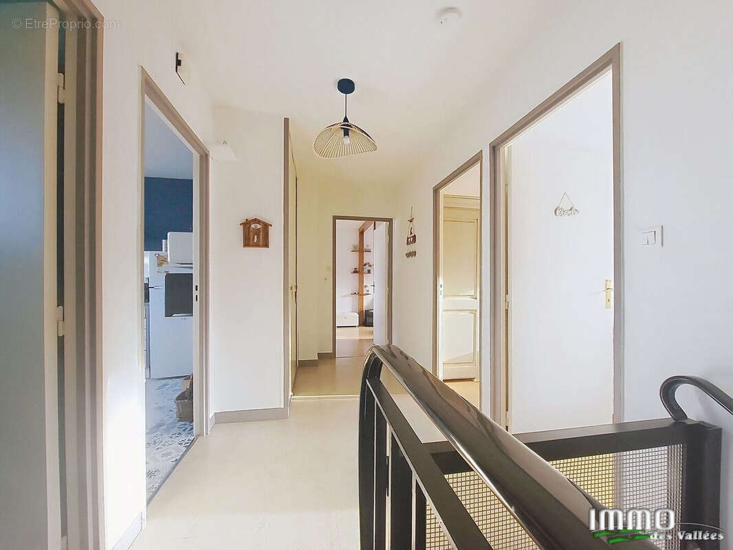 Maison à LE THILLOT