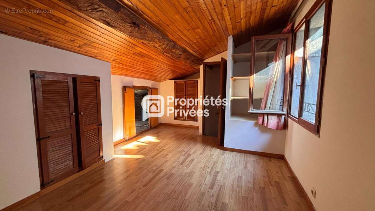 Appartement à SEILLANS