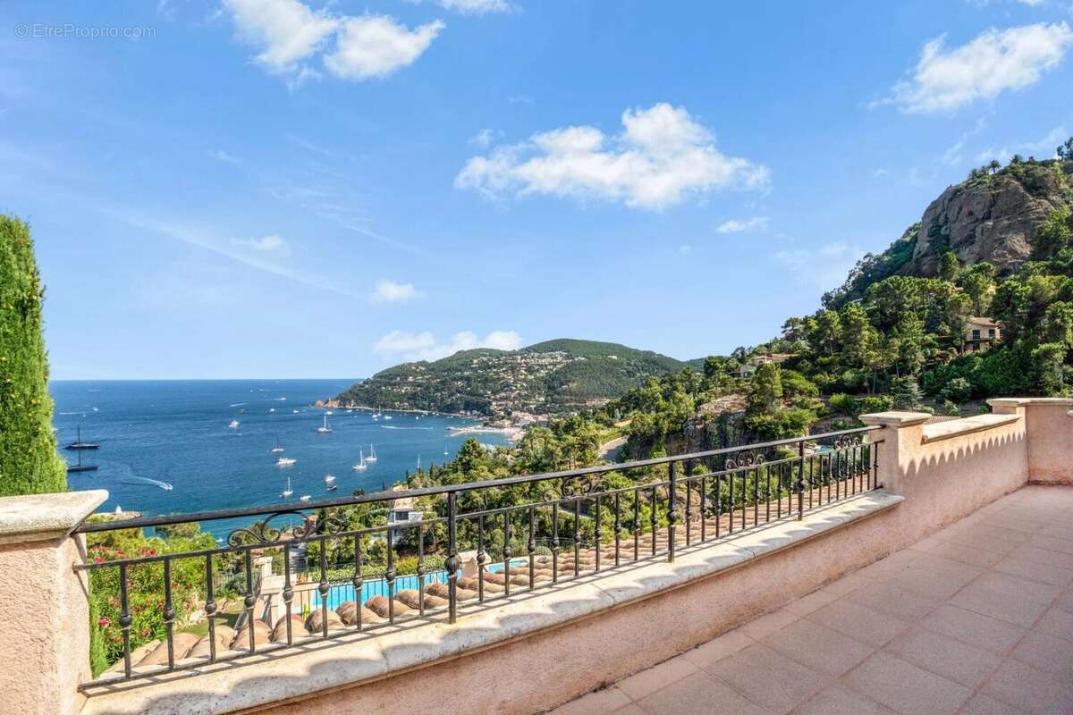 Maison à THEOULE-SUR-MER