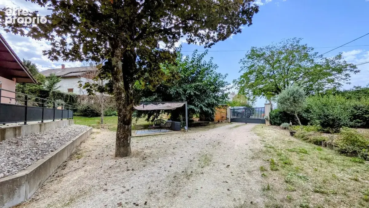 Maison de plain-pied avec garage sur terrain boisé - photo 12