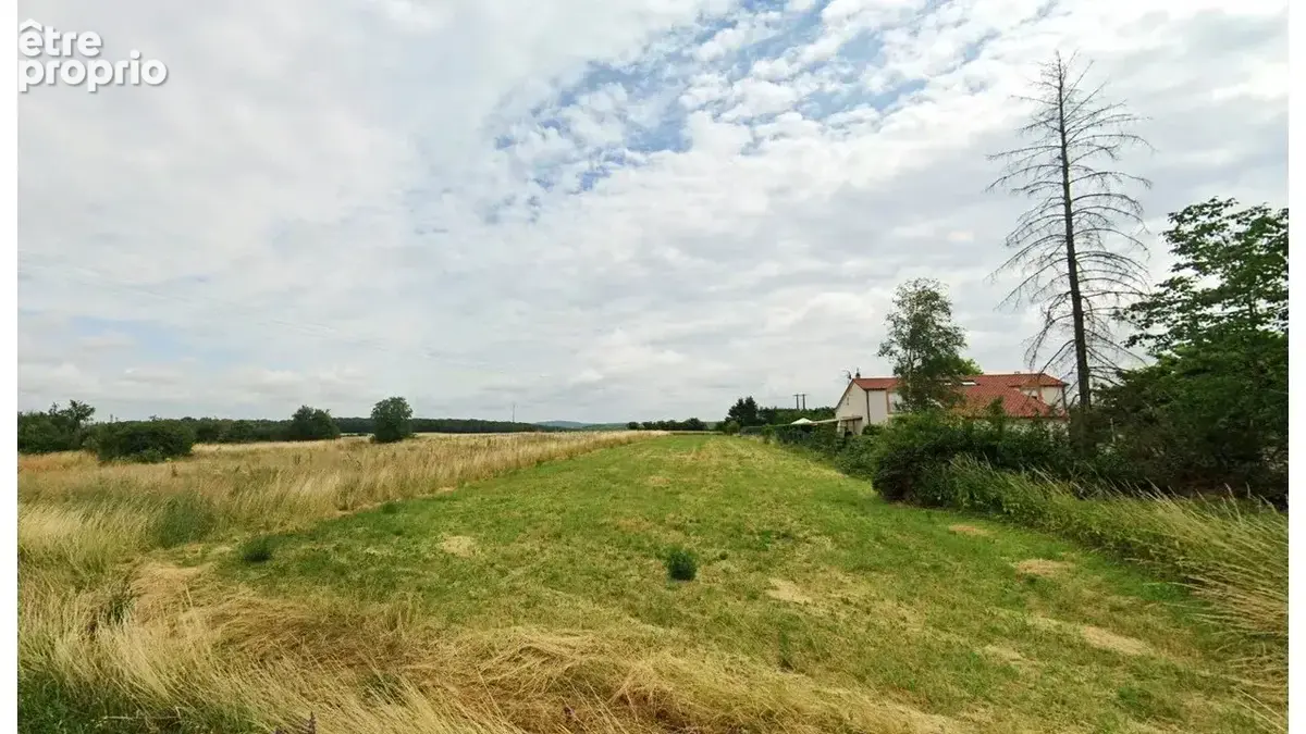 Photo Terrain à Vigy au prix de 150 000€