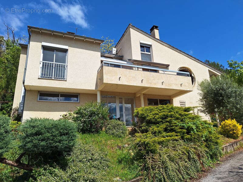 Maison à SAINT-CERE