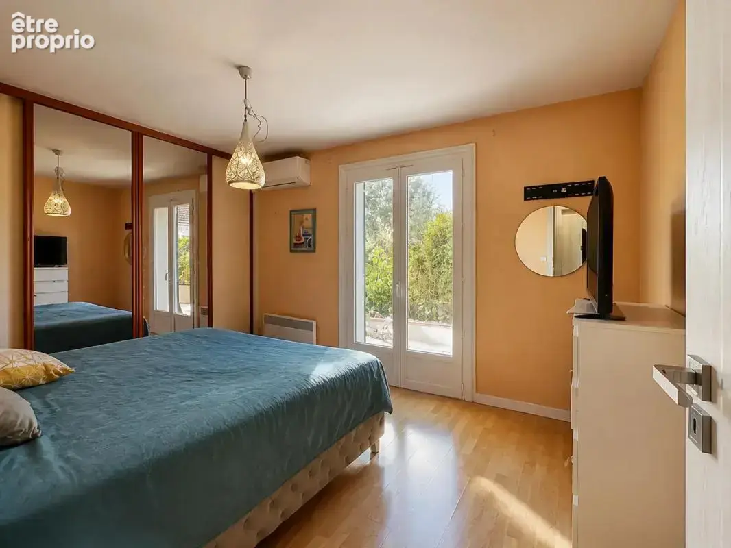 Maison de 5 pièces de 140 m² à Montereau - photo 5