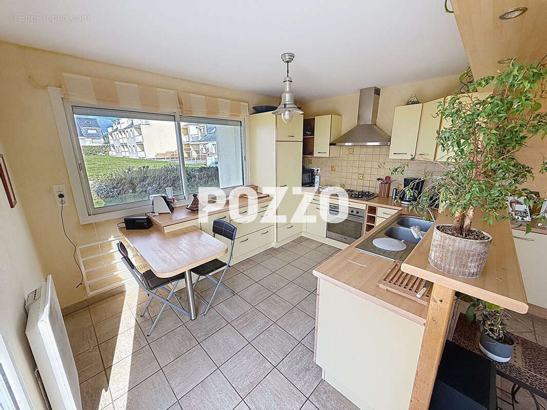 Appartement à JULLOUVILLE