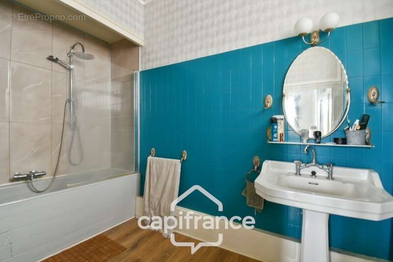 Maison à SAINT-JEAN-D&#039;ANGELY