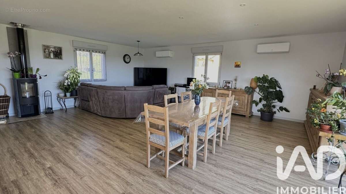 Photo 7 - Maison à TOURNUS