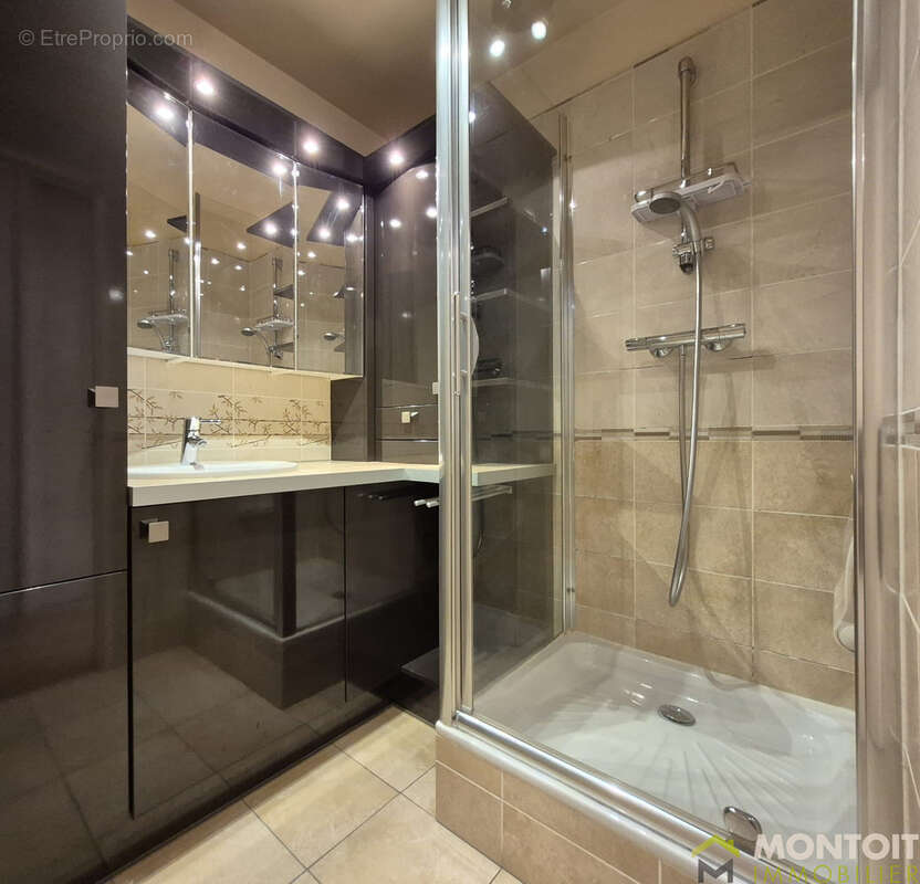 Appartement à THIAIS