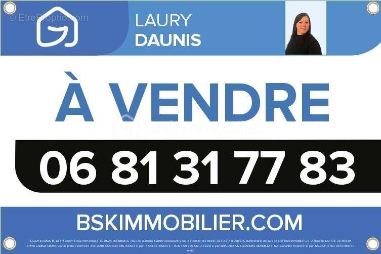 Terrain à EMBRES-ET-CASTELMAURE