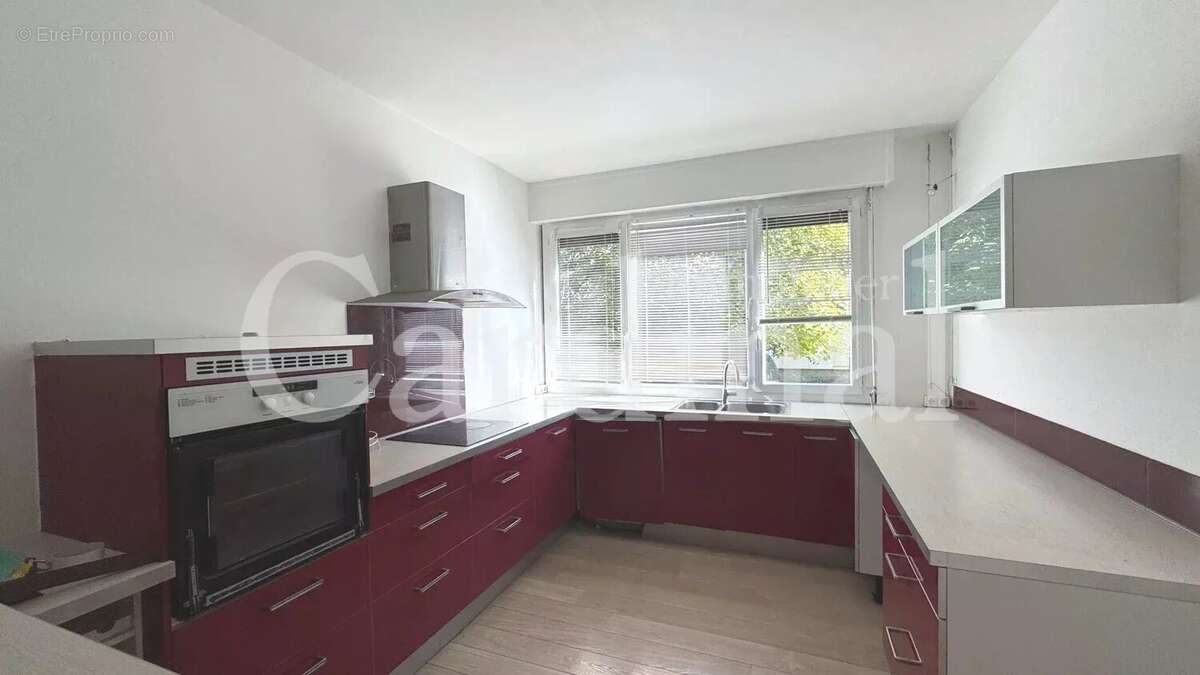 Appartement à NOISY-LE-ROI