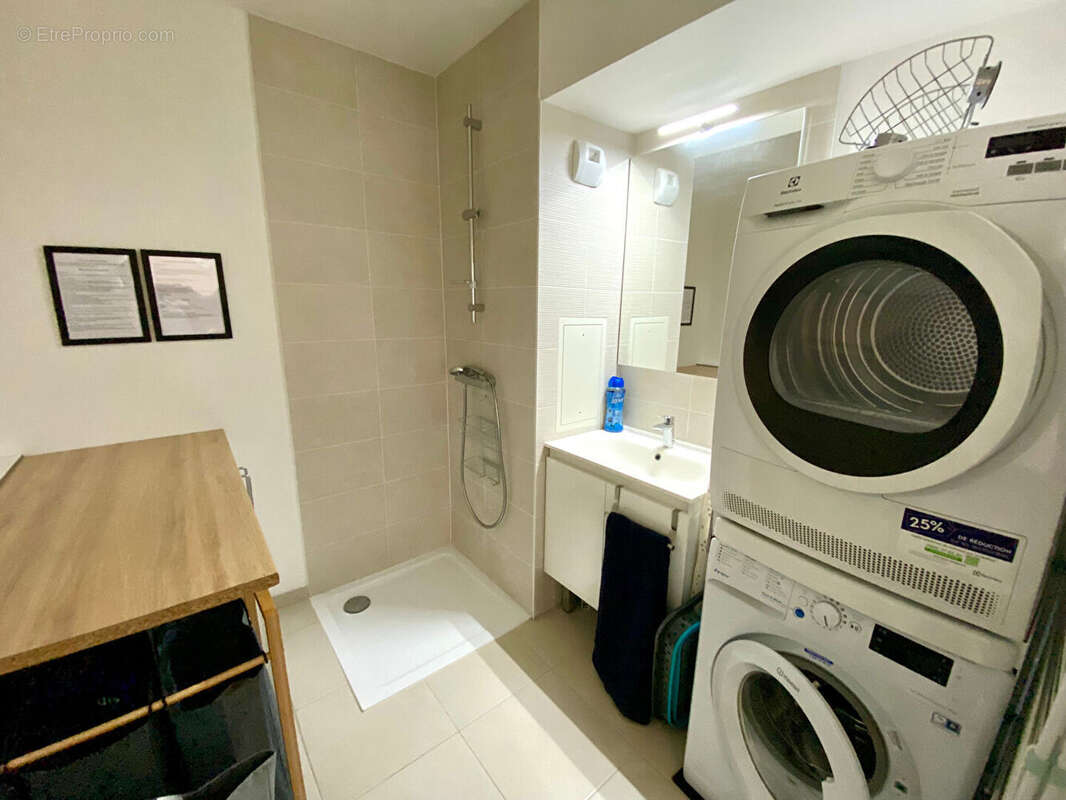 Appartement à SARTROUVILLE